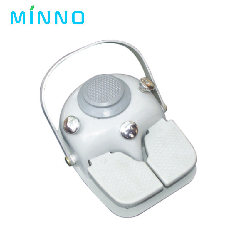 Dental Multi Functional Foot Switch Control Pedal Voor tandheelkundige stoel Eenheid Hoogwaardige Dental Multi Functional Foot Switch Control Pedal Voor tandheelkundige stoel Eenheid Accessoires Voor tandarts Basis Instrument