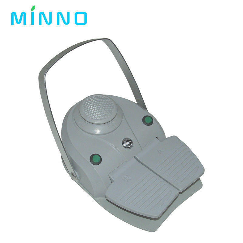 Dental Multi Functional Foot Switch Control Pedal Voor tandheelkundige stoel Eenheid Hoogwaardige Dental Multi Functional Foot Switch Control Pedal Voor tandheelkundige stoel Eenheid Accessoires Voor tandarts Basis Instrument