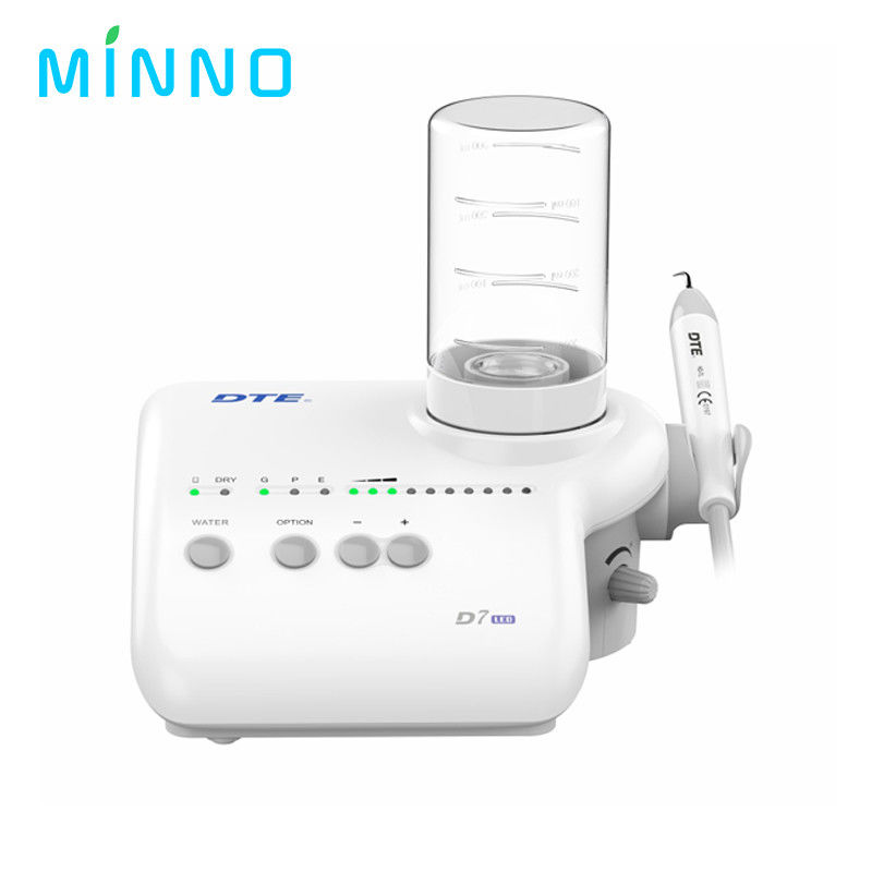 Oral irrigator USB oplaadbaar 10 niveaus Water Flosser Draagbare tandheelkundige waterstraal 600ml Watertank Huishoudelijke tanden reinigen